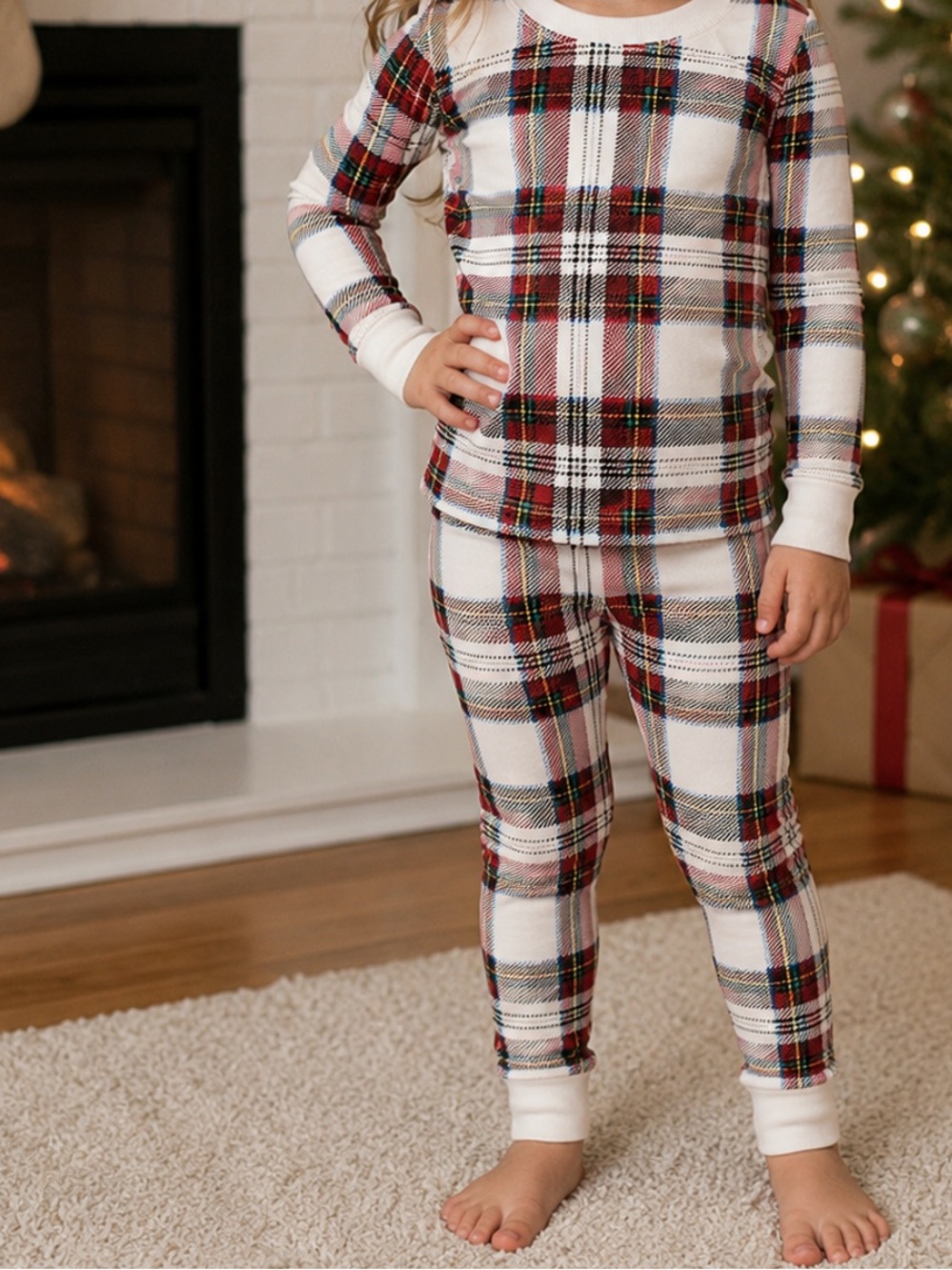 Old Navy Kids Unisex Size 8 or Medium Plaid Pajama Set - Red, Black, and White